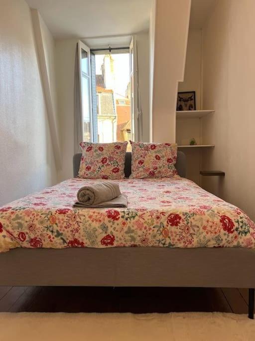 شقة ديجون  في Le Comte Est Bon, Quartier Antiquaires المظهر الخارجي الصورة